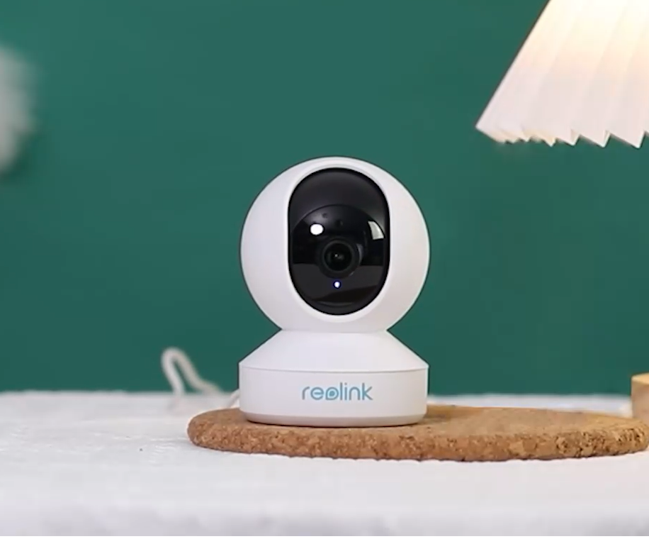 Reolink E1 Pro 4MP Super HD Person/Pet Detection Auto Tracking