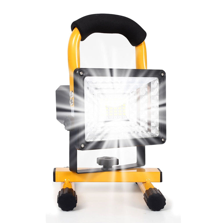 LED prožektori ar statīvu