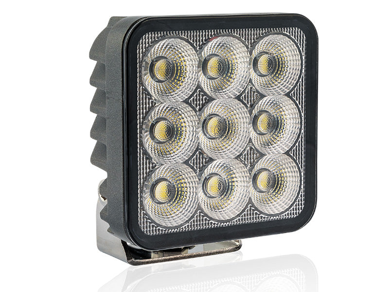 BULLPRO 9-32V 8100Lm LED-arbetslampa, IP68, 2-polig DT,R23, R10, 01,00 x 101,00 x 45,00mm, fyrkantig, kallvitt ljus 5000K
