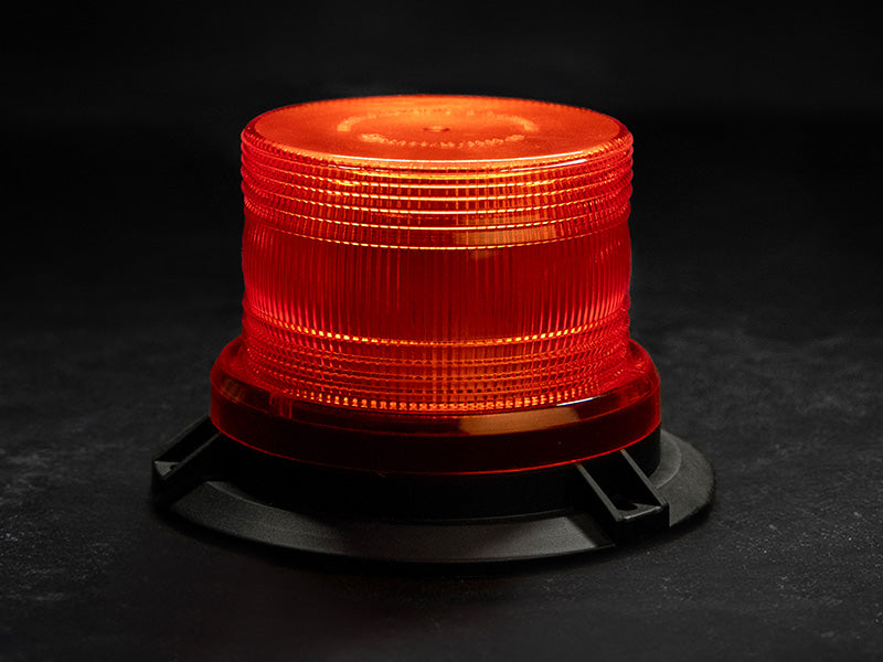 12-24V LED-blixt, ECE R65, ø 90,00-132,00 x 90,00mm, magnet- och trepunktsfäste, 3 blixtfunktioner, 2,8 m lång kabel med tändstiftskontakt och vippströmbrytare i änden. (Fast installation rekommenderas för fordon i rörelse).