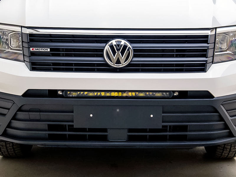 9-36V 9750Lm SEEKER Ultima 30 lisalamp, IP68, R112, R10, 30 x Philips LED, 1 lux @ 474m, R112 /1 lux @ 326m, tarbimine: 12V täisvõimsus 9,51A /R112 4,5A, 24V täisvõimsus 3,94A /R112 1,76A, jaheda valge valgus 5000K.