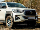 DSM lisavalgustuse komplekt Toyota Hilux 2019-, etilpst Genesis II 800 valgus ja DSM juhtmestik