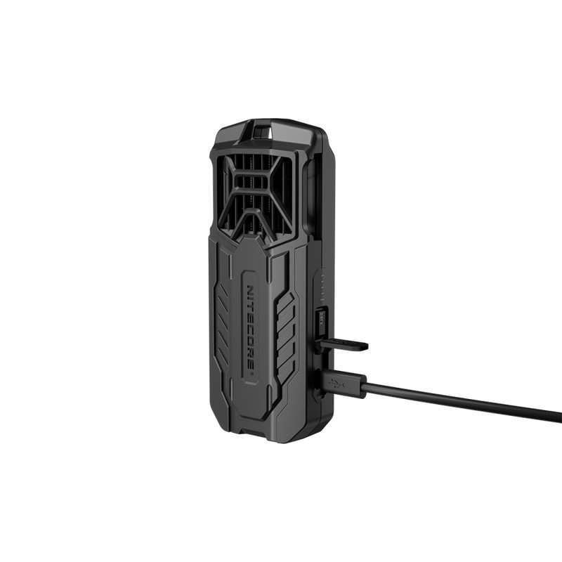 EMR16 NITECORE – Pārnēsājamais elektroniskais odu atbaidītājs Iebūvēts 5200 mAh litija akumulators, Darbības laiks līdz 5 stundām.