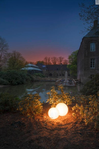 MAX 24W E27 ROTOBALL FLOOR 40 pinnapealne LED-valgusti, valge, IK04, IP44