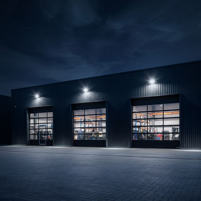 150W(20250Lm) LED prožektors, V-TAC VT-44153, CREE SMD, IP65, IK05, melns korpuss ar pelēku stiklu, 331x47x278mm, 220–240V, 115°, 135Lm/W, 1m kabelis, 6 gadu garantija, auksti balta gaisma 6500K