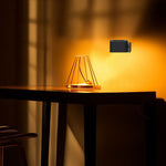 3W(300Lm) 5V LED skrivbordslampa med USB Type-C laddare, V-TAC, IP20, svart, dimbar, 3IN1