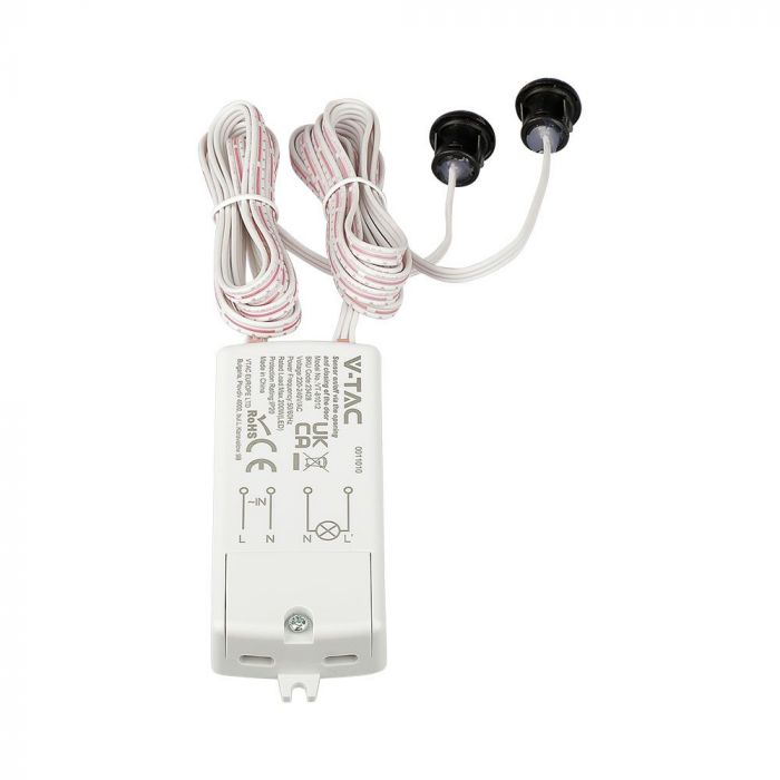 Short range infrared motion sensor, working on door opening, with two sensors, max 200w LED, IP20