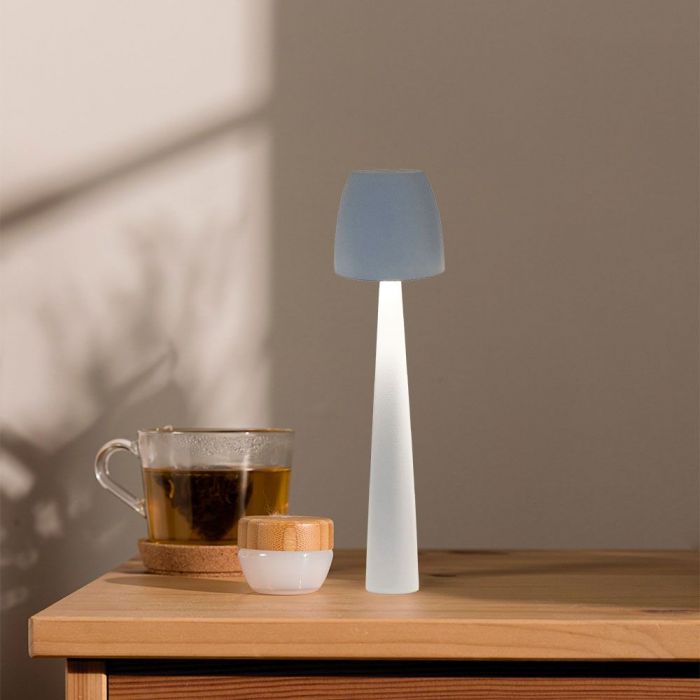 3W(110Lm)  DC:5V, 2A LED galda lampa, V-TAC, IP20, dimmējama, balta, 1800mAh litija baterija, 3IN1