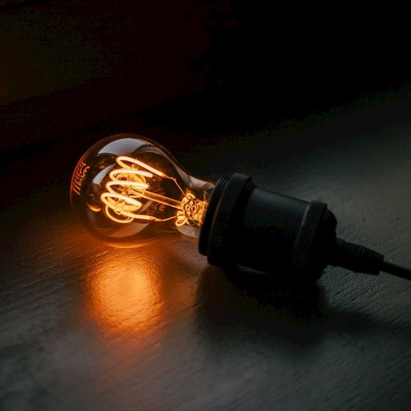 E27 4W(250Lm) LED Filament spuldze, A60, IP20, dūmu krāsā, silti balta gaisma 2000K