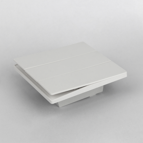 3-tsooniline vajutuslüliti