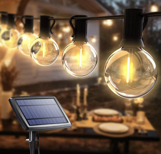 med solpanel 5,5m LED-ljuskälla med 10 FILAMENT-lampor, vardera 0,5W (300Lm) E12 G40, med högeffektiv solpanel 5,5V 1,5W 120mA, 3,7V 18650 Li 2200mAh, DC3V, IP44