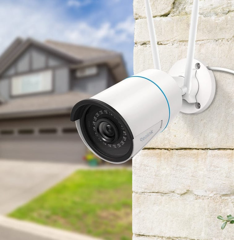 Reolink 5MP WiFi drošības kamera ar viedo noteikšanu; W320 2.4/5 GHz WiFi; Personas/transportlīdzekļa noteikšana; Audio ierakstīšana;