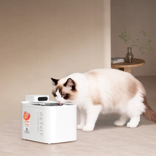 PETKIT Viedā bezvadu mājdzīvnieku ūdens strūklaka ar UVC, 3 L, Bluetooth, akumulators līdz 83 dienām, P4116