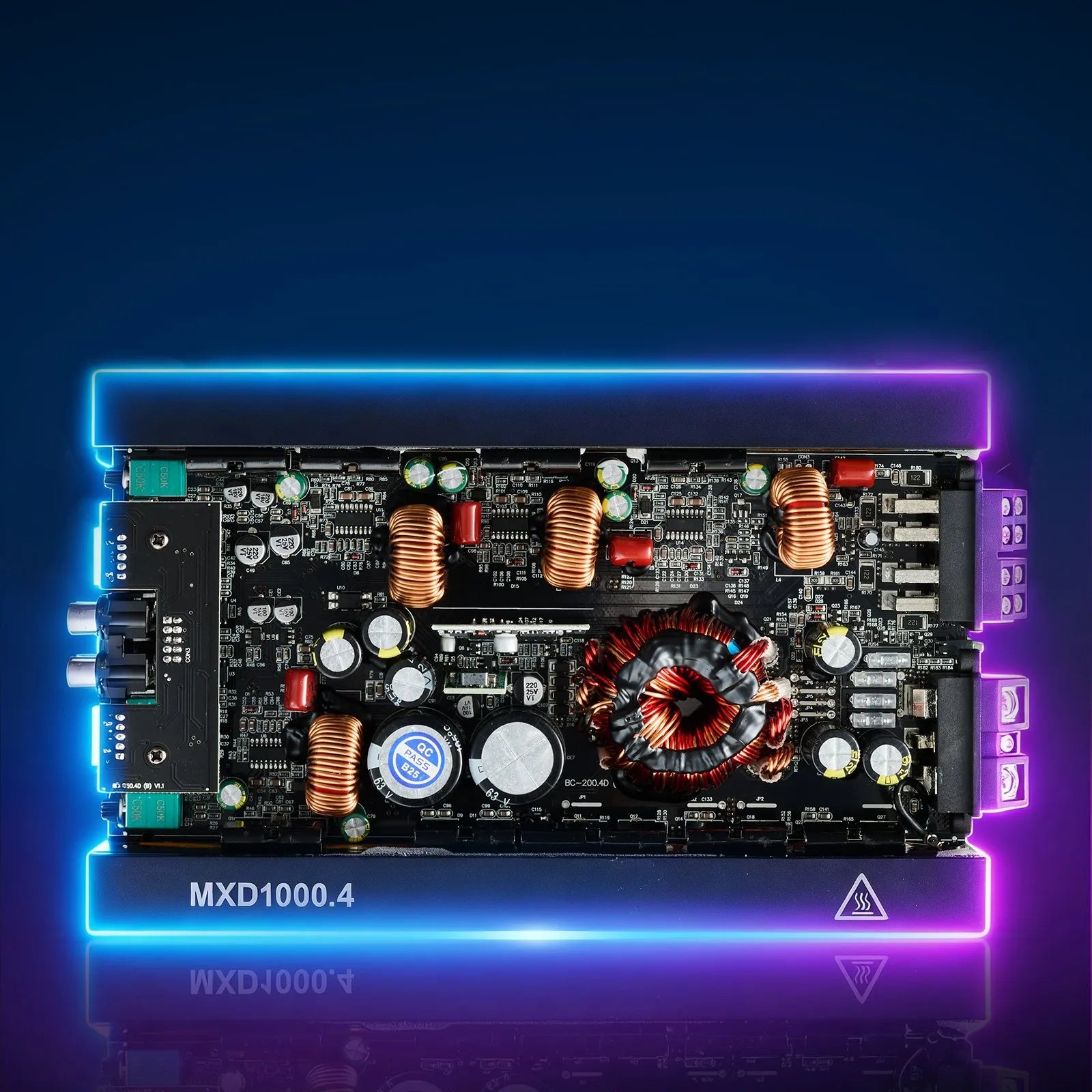 VEVOR automašīnas audio pastiprinātājs, 4 kanālu tiltojams auto pastiprinātājs, daudzkanālu Class D stereo pastiprinātājs ar maksimālo jaudu 4 × 500 W pie 4 Ω / 4 × 1000 W pie 2 Ω, augstas jaudas pastiprinātājs SUV, pikapiem un bezceļu transportlīdzekļiem