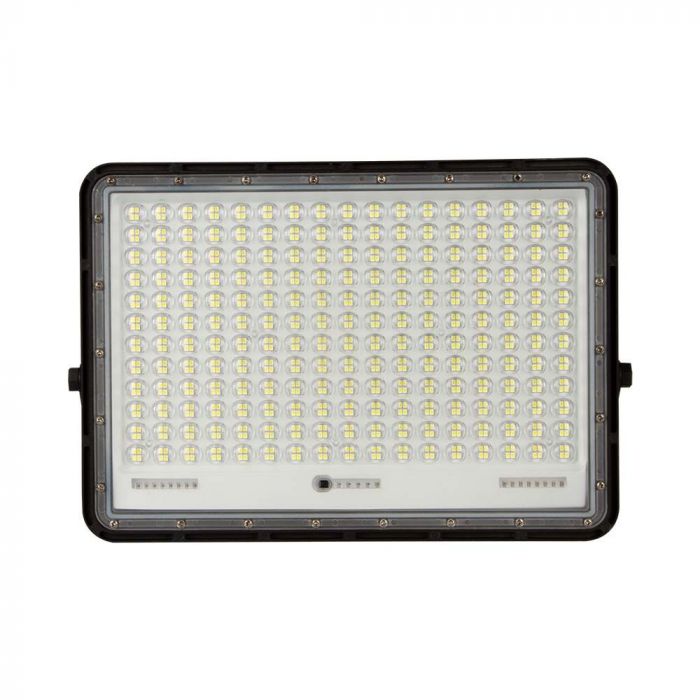 30W(2600Lm) LED SMART floodlight with 20000 mAh solar battery and remote control, IP65, V-TAC, 6400K cold white light