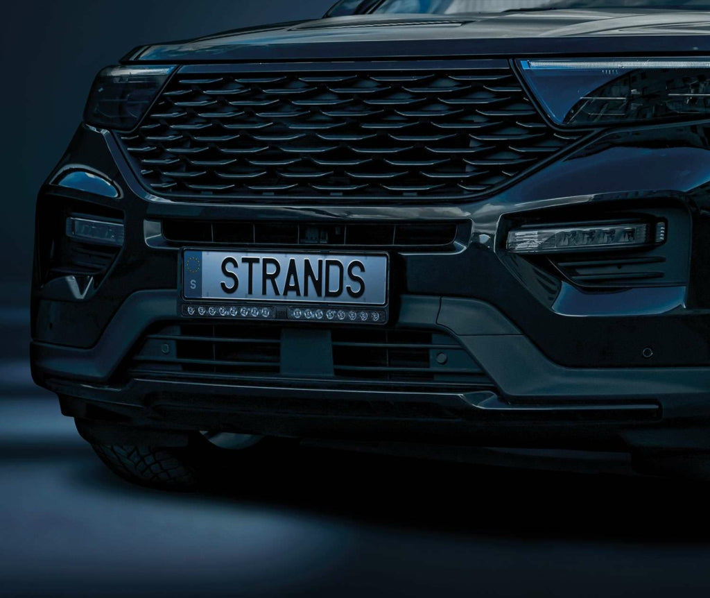 S-809138 / 9-36V 8793Lm STRANDS LED license plate frame with built-in LED double bar and markings visible up to 800m, premium quality Nuuk E-line, 3-year warranty