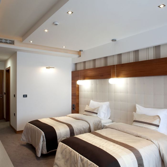 GU10 recessed frame/fixture, 2 pcs, square, adjustable light direction, 82x82X27mm, recessed. Ø70mm, chrome plated, V-TAC