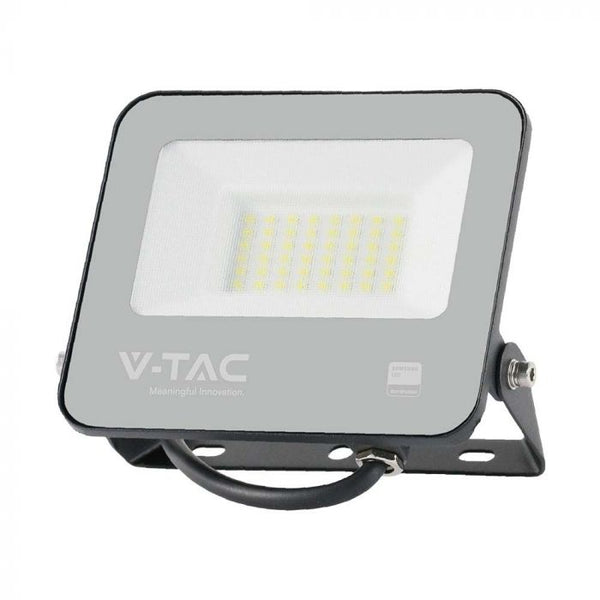 50W (9250Lm) LED-valgusti, V-TAC, IP65, must korpus ja hall klaas, 2-aastane garantii, 6500K külmvalge valgus