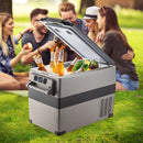 45L VEVOR 45W automašīnas ledusskapis/saldētava, ideāls risinājums automašīnām, kravas automašīnām, treileriem, laivām, kā arī lietošanai mājās vai āra aktivitātēs, piemēram, ceļojumos, makšķerēšanā un kempingā.