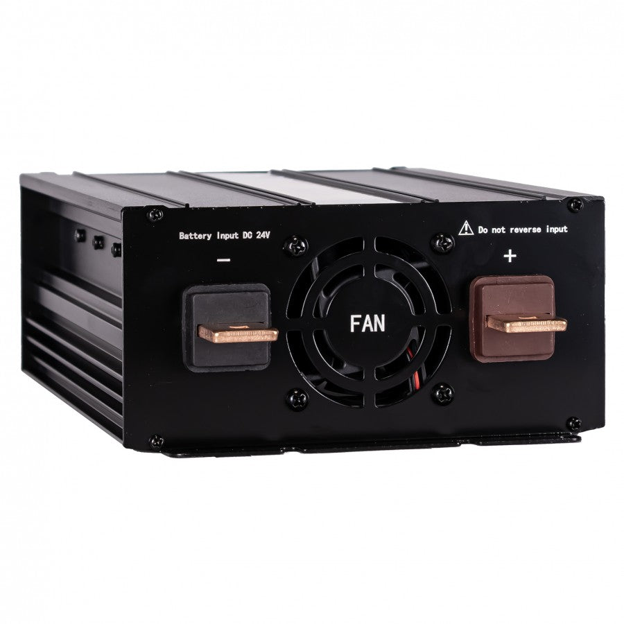 KAMAR sprieguma pārveidotājs 24V uz 230V, 1000W nepārtrauktā jauda, 2000W īslaicīgā jauda, efektivitāte >85%, akumulatora kabeļu komplekts, 2 gadu garantija