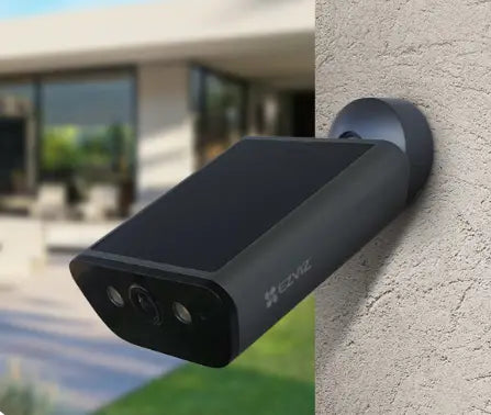 EZVIZ EB5 4K Smart Home Solar Camera Type C, sisseehitatud 1,4W päikesepaneel, värviline öönägemine, kahepoolne kõne, toetab Wi-Fi 6 võrku (2,4 GHz), H.265 videokompressioon⁴.