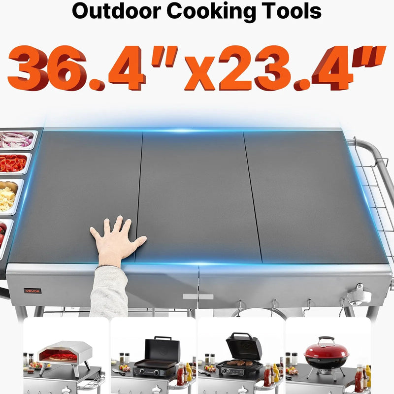 VEVOR āra grila galds uz riteņiem, 925 × 595 × 25 mm darba virsma, pārvietojams āra gatavošanas galds ar 4 garšvielu traukiem, vākiem, āķiem un riteņiem, BBQ sagatavošanai piknikam, virtuvei un pagalmam