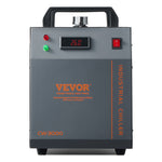 VEVOR CW-3000 ir gaisa industriālais ūdens dzesētājs ar 12L ūdens tvertnes ietilpību un 12 litru/minūtes maksimālo plūsmas ātrumu, ideāli piemērots lāzera gravēšanas mašīnu dzesēšanai un lāzera caurules dzesēšanas sistēmai.