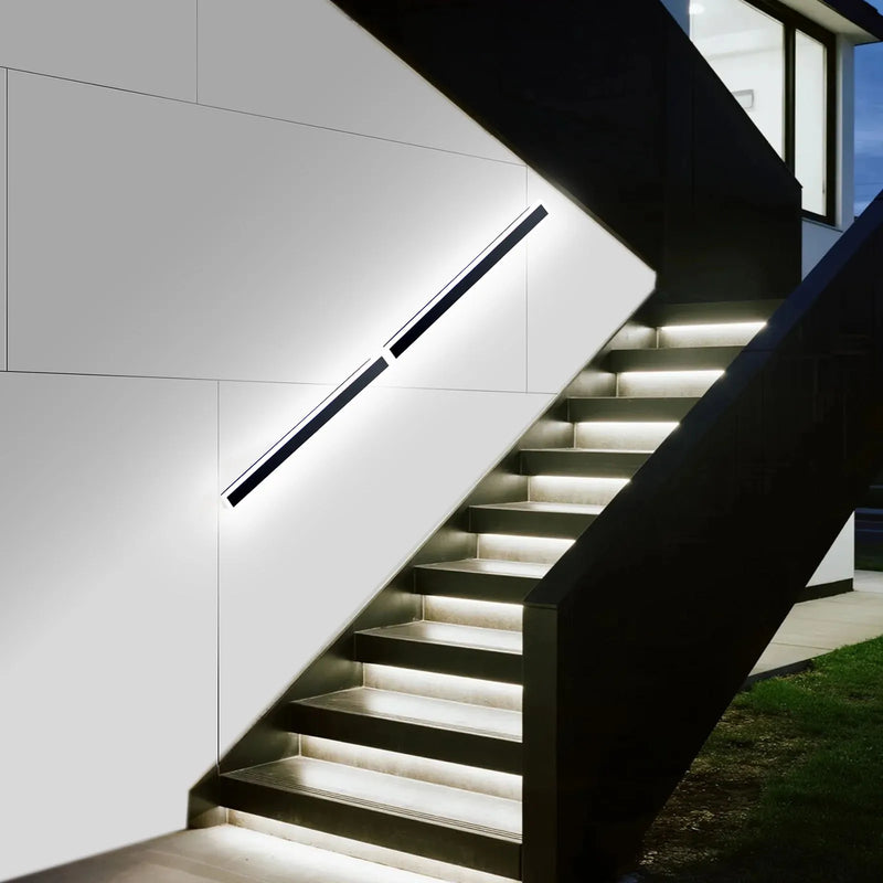 VEVOR āra sienas gaismekļi, 2 gab., 1000 mm gara moderna ārējā sienas RGB gaismas līnija, 2700–6000 K, IP65 ūdensizturīgi, pret rūsu aizsargāti, ar regulējamu spilgtumu, āra sienas apgaismojums mājai, lieveņiem un garāžām