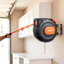 VEVOR automātiski uztinams gaisa šļūtenes rullis, 15 m × 9,5 mm PVC gaisa šļūtene, maks. spiediens 20,7 bar, slēgts gaisa kompresora šļūtenes rullis ar automātisko uztīšanu, 1 m pievades šļūtene, 180° grozāma sienas/griestu montāža garāžām un darbnīcām
