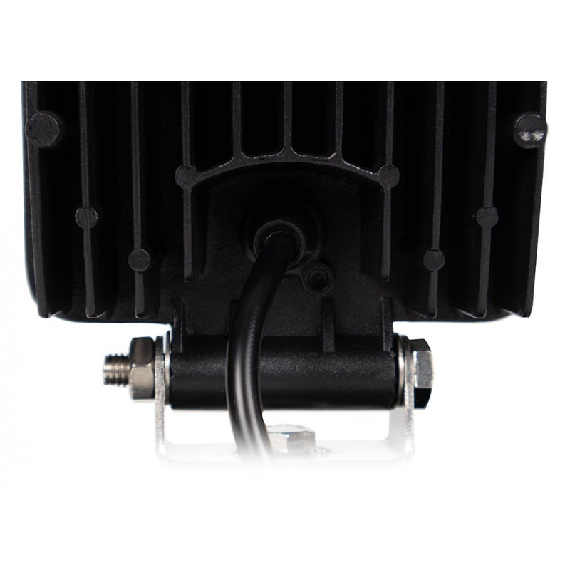 LED CREE 48W (3071Lm) arbetslampa 9-32V, kallvit 6500K, IP67, för traktorer, terrängfordon, skogsmaskiner