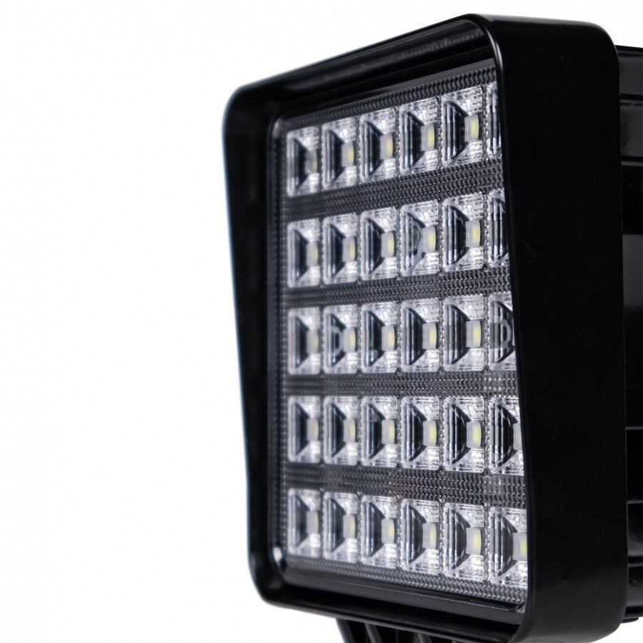 KAMAR LED darba lampa L0156 FLOOD 24 W 12/24 V ar 30 LED, slēdzi un ECE R10