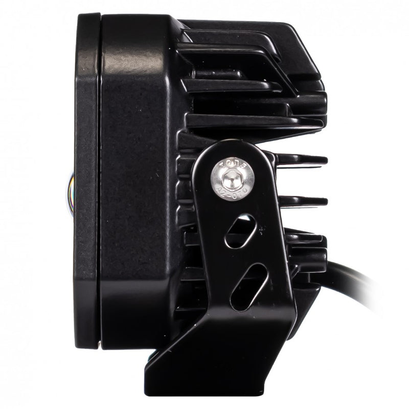 LED darba lukturis L0183 ar 4 LED diodēm un centrālo fokusējošo lēcu, 29 W, 2700 lm, 12/24 V, IP67