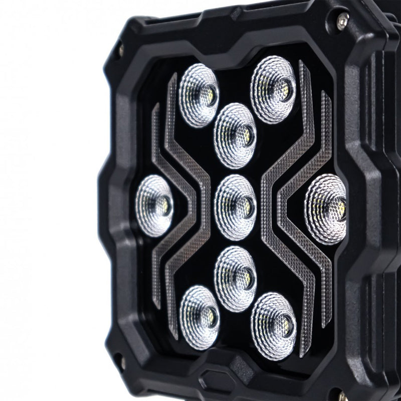 KAMAR L0195 X-SPIDER 2 LED darba lukturis, 18W, 9 LED, 12/24V, dzintarkrāsas LED josla, IP67, ECE R10, 300mm kabelis, 2 gadu garantija