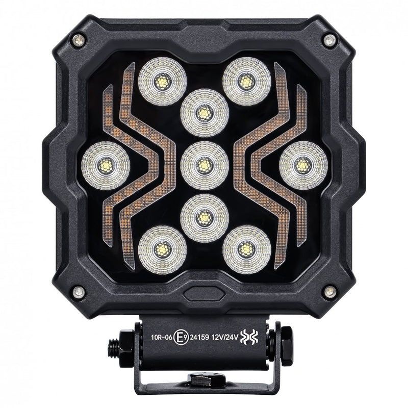 KAMAR L0195 X-SPIDER 2 LED darba lukturis, 18W, 9 LED, 12/24V, dzintarkrāsas LED josla, IP67, ECE R10, 300mm kabelis, 2 gadu garantija