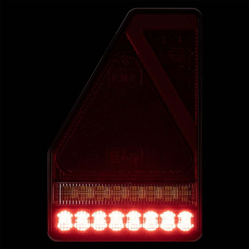 KAMAR L1907 LED aizmugurējais kombinētais lukturis, kreisais, 45LED, 12/24V, 5 gaismas funkcijas ar trijstūra atstarotāju, IP67, 218x145x35mm, 30cm kabelis, ECE homologācija, 2 gadu garantija