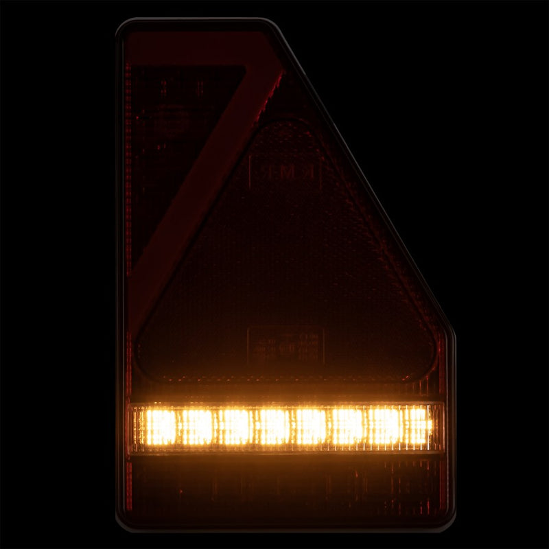 KAMAR L1908 LED aizmugurējais kombinētais lukturis, labais, 45LED, 12/24V, 5 gaismas funkcijas ar trijstūra atstarotāju, IP67, 218x145x35mm, 30cm kabelis, ECE homologācija, 2 gadu garantija