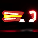 KAMAR L1961 kreisais LED aizmugurējais kombinētais lukturis ar atstarotāju, 82 LED, 12/24V, 6 funkcijas, dinamiskais pagrieziena rādītājs, 350x131mm, ECE R3/R10/R148, 2 gadu garantija