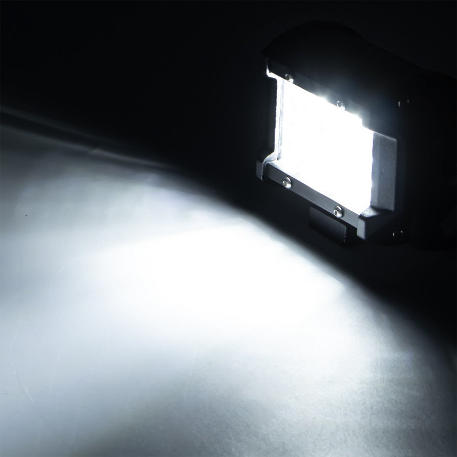 KAMAR LED darba gaismas panelis 12 LED ar Flood un Spot Combo apgaismojumu 12/24 V kravas automašīnām, traktoriem un darba tehnikai