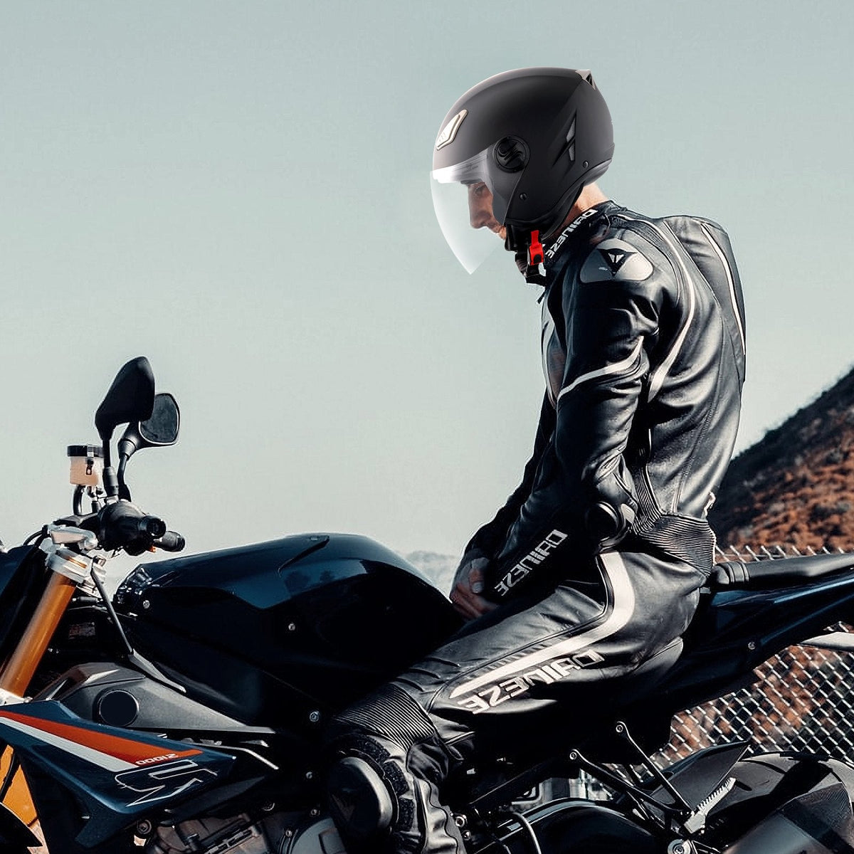 VEVOR ¾ sejas motokrosa ķivere ar Bluetooth pieslēgvietu