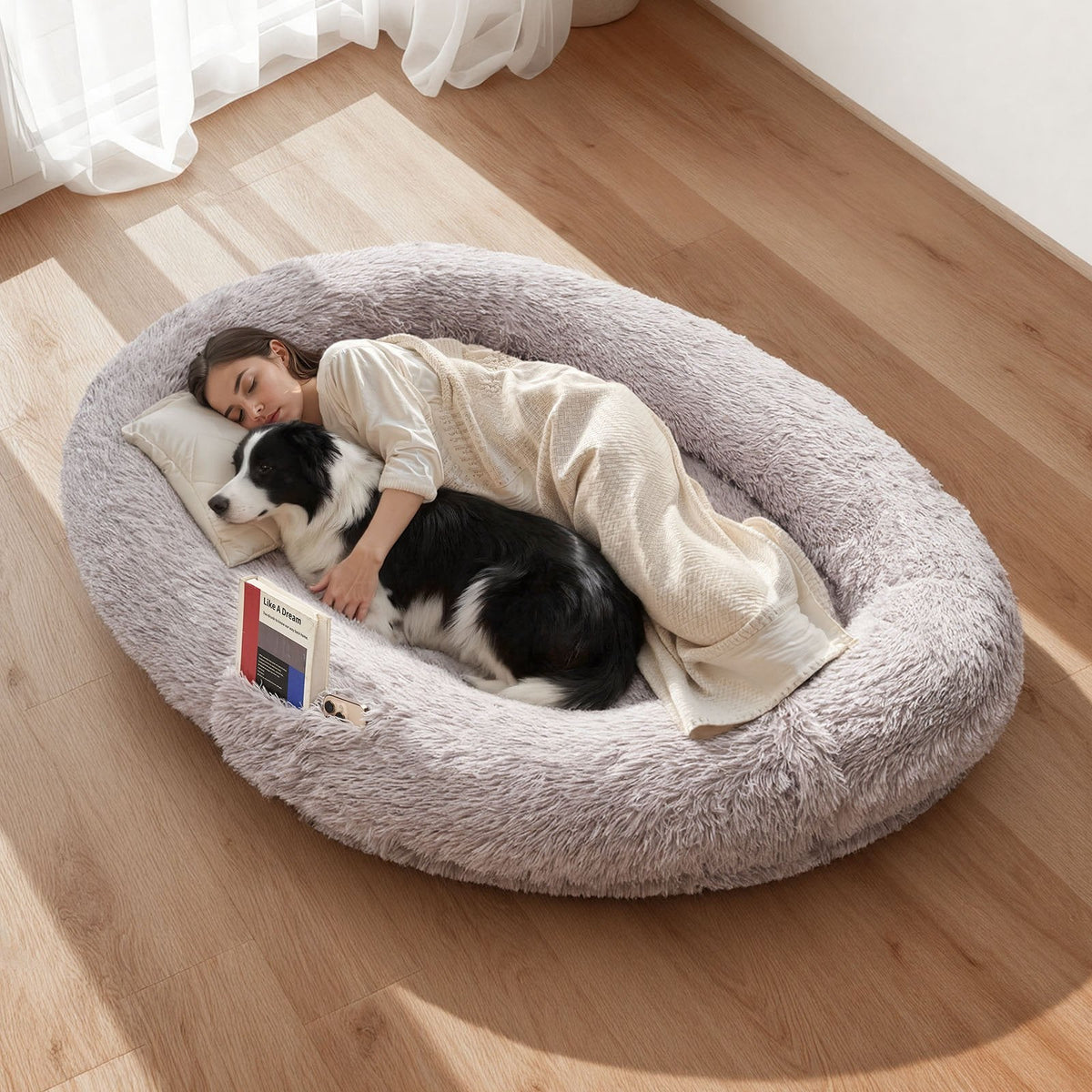 VEVOR cilvēka izmēra suņu gulta, 171 × 100 × 24 cm ortopēdisks memory foam matracis, cilvēka izmēra gulta suņiem ar sānu kabatu, rokturi un rāvējslēdzēju, noņemamu un mazgājamu mašīnā, pelēkā krāsā.