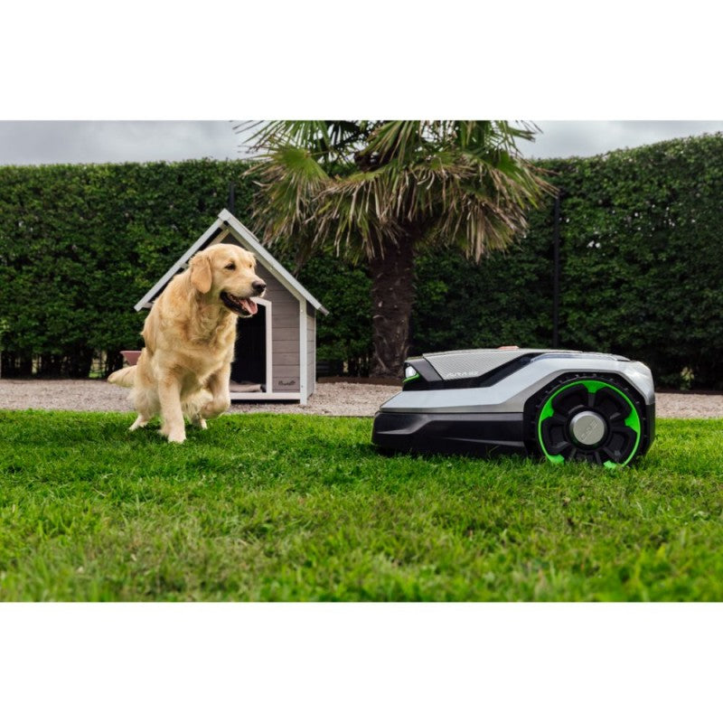 Iepriekšpasūtīšana_3000m²_Bezvadu zāliena robots EGO Power+ AURA-R2 RMR3000