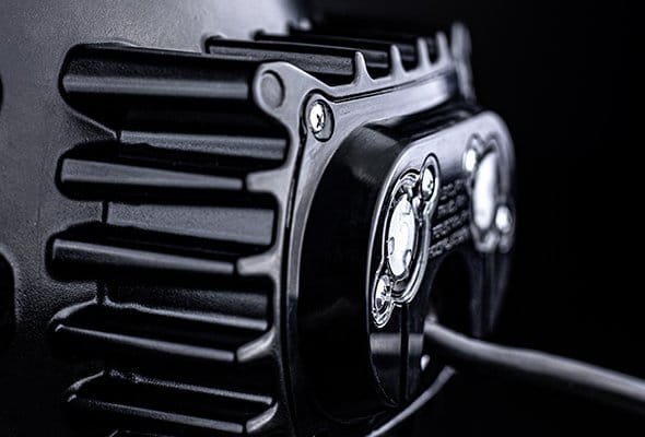 STRANDS AMBASSADOR DARK EDITION warning light 12-24V, IP68, 230.50 x 132.00mm, 3m lead, 5535Lm, cool white light 6000K