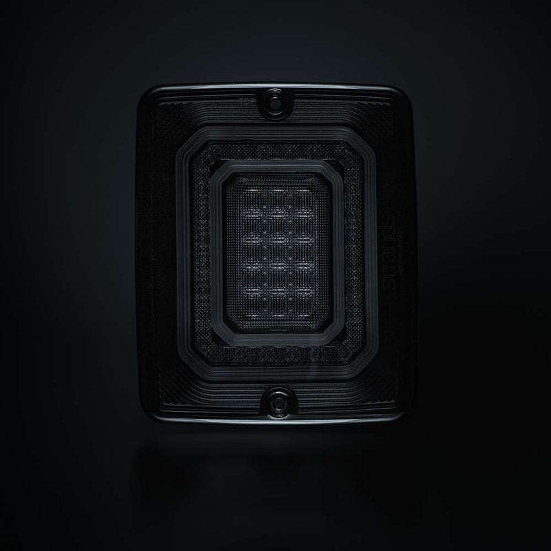 FOR9T Illusion LED aizmugurējais lukturis ar bremžu gaismu un dinamisko virzienrādītāju 10–40 V, IP67, tumšs stikls
