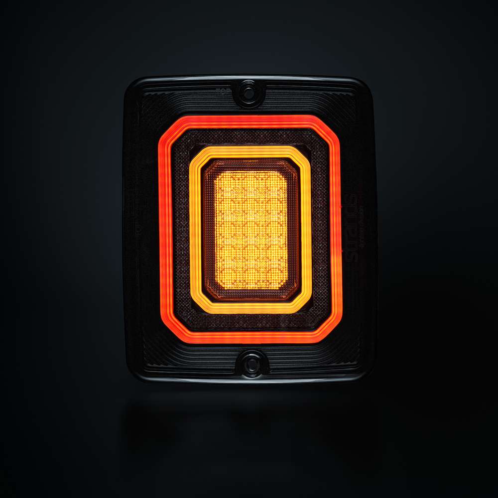 FOR9T Illusion LED aizmugurējais lukturis ar bremžu gaismu un dinamisko virzienrādītāju 10–40 V, IP67, tumšs stikls
