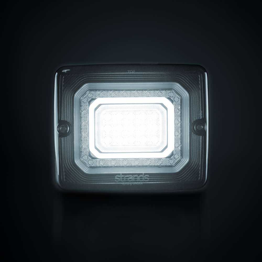 Strands FOR9T Illusion Reverse and Fog Light, 10–40 V, IP67, Dark Lens, 133 mm