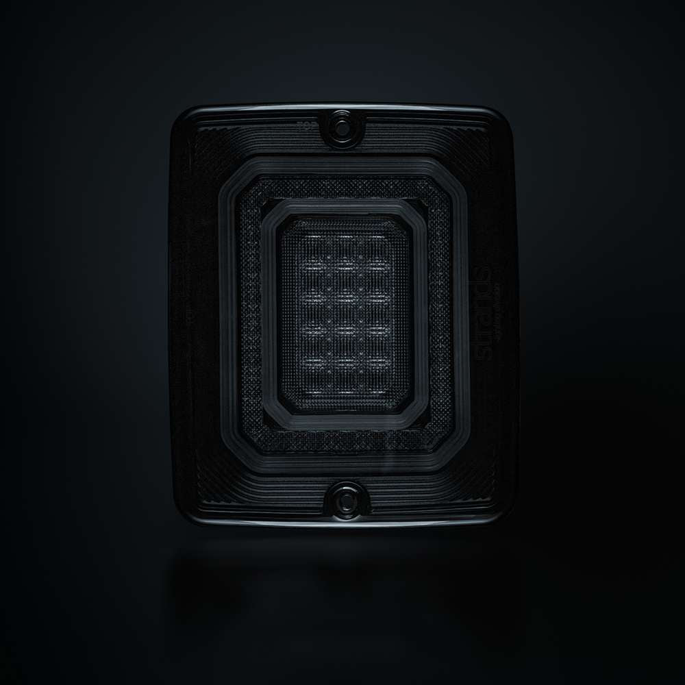 Strands FOR9T Illusion Reverse and Fog Light, 10–40 V, IP67, Dark Lens, 133 mm