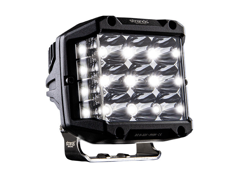 61W(6920Lm) STRANDS(Zviedrija) LED papildlukturis, IP69K, 136,00 x 109,00 x 89,50 mm, vads 500mm, garantija 3 gadi
