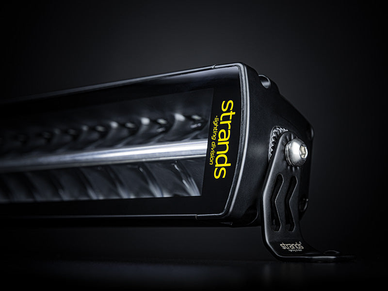 600W(44400Lm) 10-30V STRANDS(Zviedrija)  LED garais papildlukturis, IP67/69K, EMC ECE R10, 817.00 x 76.00 x 71.50mm, vads 2.5m, garantija 3 gadi