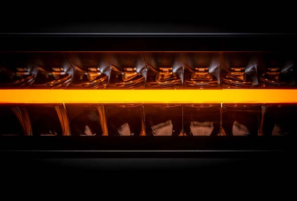 600W(44400Lm) 10-30V STRANDS(Zviedrija)  LED garais papildlukturis, IP67/69K, EMC ECE R10, 817.00 x 76.00 x 71.50mm, vads 2.5m, garantija 3 gadi