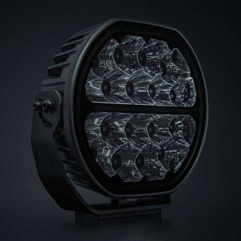 STRANDS BIG ENERGY 2.0 LED tālās gaismas lukturis, 132W, 12900Lm, 10–32V, 1lx pie 715m, E-mode/Xperience režīmi, balta/dzintarkrāsas pozīcijas gaisma, IP69K, 5700K, 3 gadu garantija